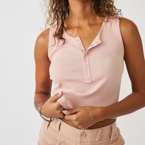 Laid Back Tank - Peachy Coral